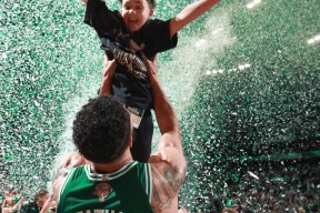 九游体育-塔图姆在尤文图斯比赛中回归赛场，高光表现引发热议！的简单介绍