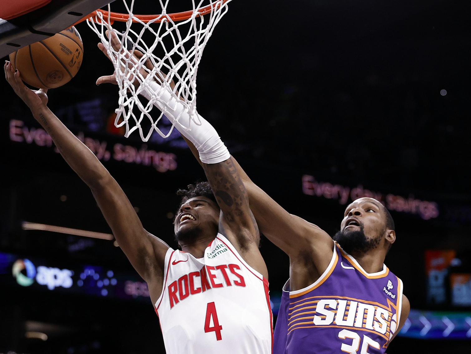 赛地聚焦：NBA常规赛冲刺阶段热度飙升，休斯敦火箭外线爆发，赛场秩序良好，身体对抗强度拉满的简单介绍